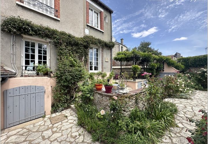 Landsbyhus i Courville-sur-Eure, Eure-et-Loir, Courville-sur-Eure - € 364.500 | Ref: 340934378824 - foto 1
