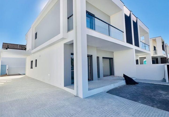 Rækkehus i Seixal, Setubal, Seixal - € 595.000 | Ref: 149835 - foto 1