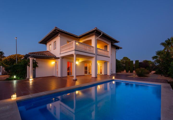 Villa a Puig De Ros, Mallorca, Puig De Ros - € 1.800.000 | Ref: 82185 - foto 1