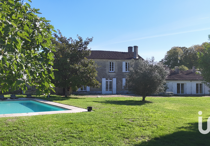 Villa i Val-de-Cognac, Charente, Val-de-Cognac - € 495.000 | Ref: 33293 - foto 1
