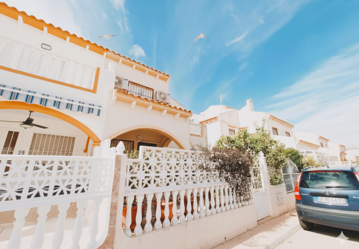 Byhus i Playa Flamenca, Alicante, Playa Flamenca - € 225.000 | Ref: 94-40-379-11-752/70128 - foto 1