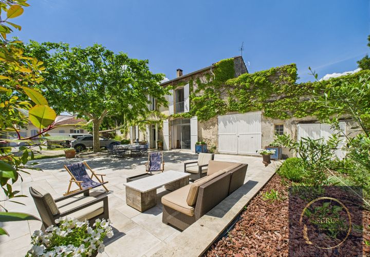 Villa i Noves, Bouches-du-Rhone, Noves - € 745.000 | Ref: LMVMA10000490 - foto 1