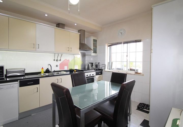 Villa a Corroios, Setubal, Corroios - € 583.000 | Ref: 022.520.025 - foto 1