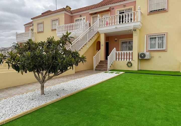Bungalou a Orihuela Costa, Alicante, Orihuela Costa - € 189.000 | Ref: A10861/6084 - foto 1