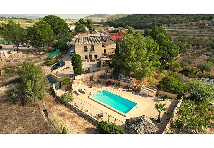 Landejendom i Monovar, Alicante, Monovar - € 349.900 | Ref: DNV0594 - foto 1