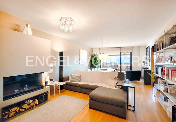 Dupleks i Figueres, Gerona, Figueres - € 375 000 | Ref: W-046RVJ - foto 1