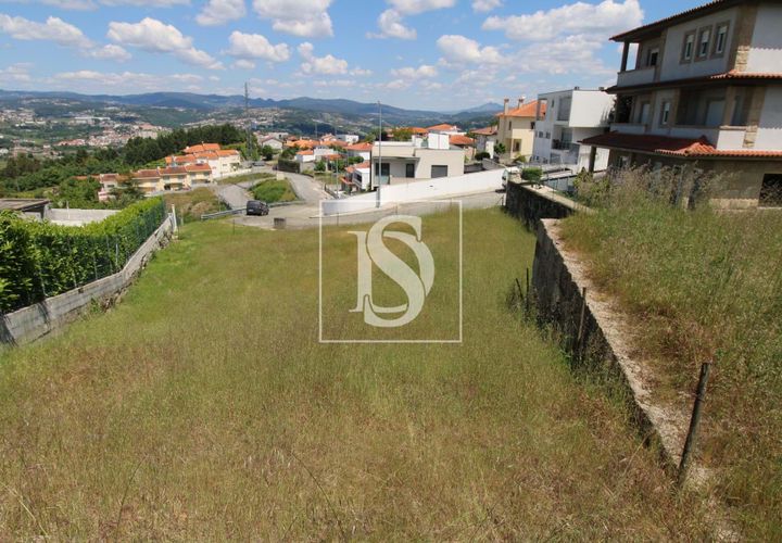 Helårsgrund i Amarante, Porto, Amarante - € 65.000 | Ref: AMTAACC282/12937 - foto 1