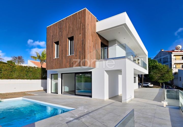 Villa i Costa da Caparica, Setubal, Costa da Caparica - € 900.000 | Ref: ZMPT581021 - foto 1
