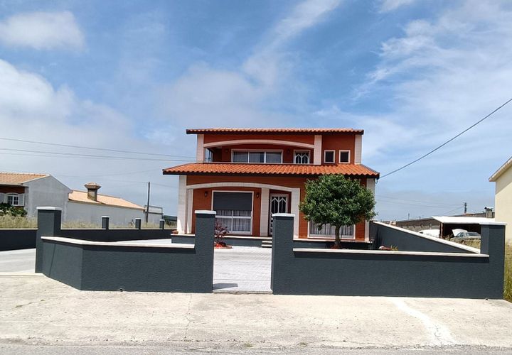 Villa i Ilhavo, Aveiro, Ilhavo - € 360.000 | Ref: M-29570 - foto 1
