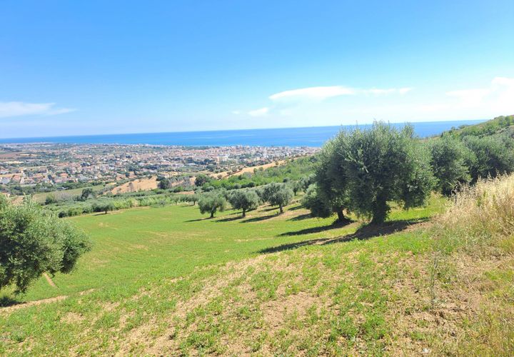 Helårsgrund i Tortoreto, Teramo, Tortoreto - € 70.000 | Ref: Ter11 - foto 1