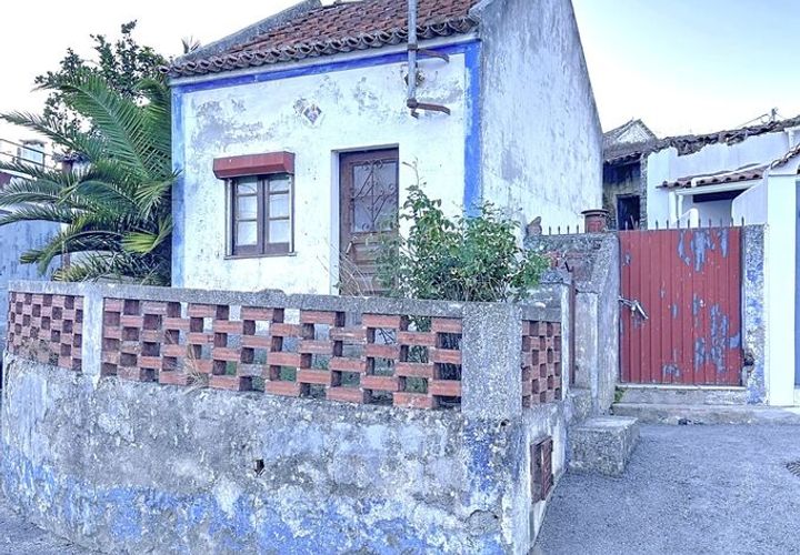 Villa i Carvoeira e Carmoes, Lisbon, Carvoeira e Carmoes - € 79.000 | Ref: SF-SAFTI:007260 - foto 1