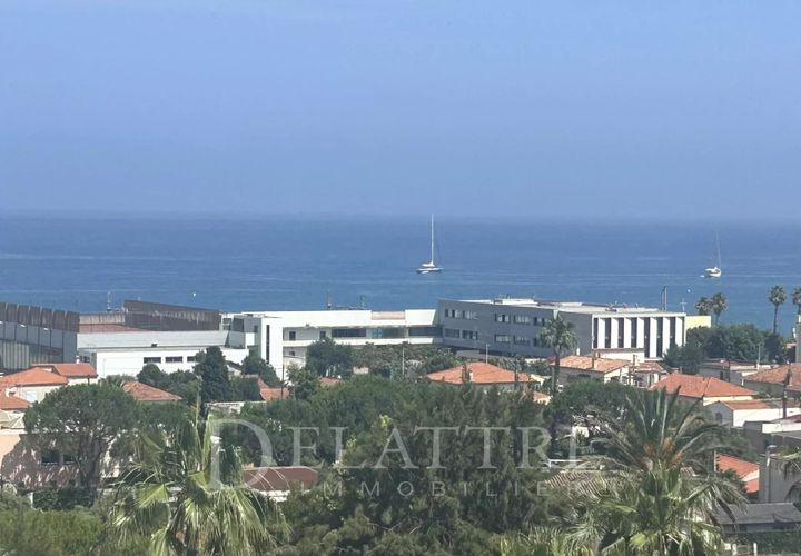 Lejlighed i Antibes, Alpes-Maritimes, Antibes - € 798.000 | Ref: 86007838 - foto 1