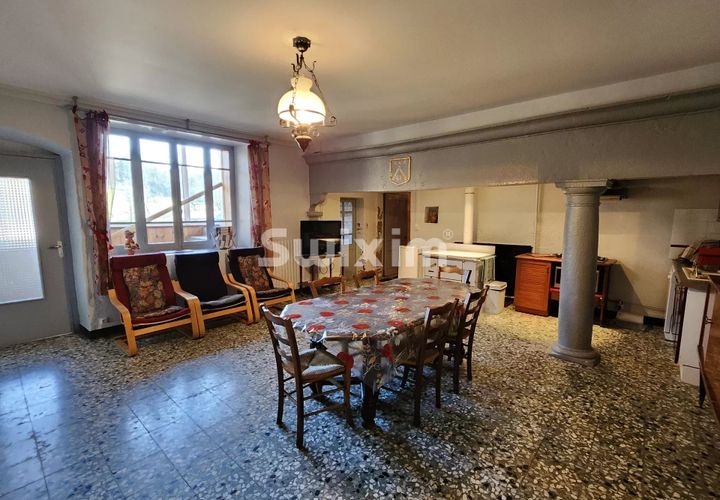 Villa a Poligny, Jura, Poligny - € 130.000 | Ref: 19181LV - foto 1