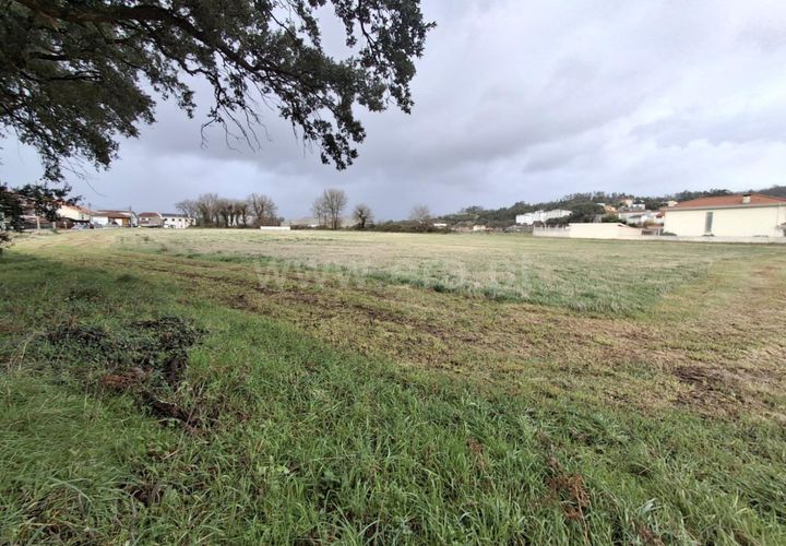 Helårsgrund i Santo Tirso, Porto, Santo Tirso - € 500.000 | Ref: 428250057 - foto 1