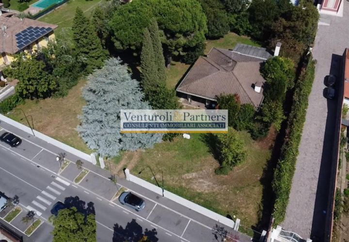 Villa i Prevalle, Brescia, Prevalle - € 750.000 | Ref: vp323 - foto 1
