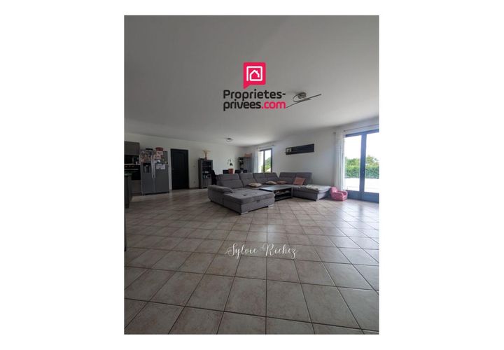 Villa i Champigny-le-Sec, Vienne, Champigny-le-Sec - € 270.390 | Ref: 420931SYRI - foto 1