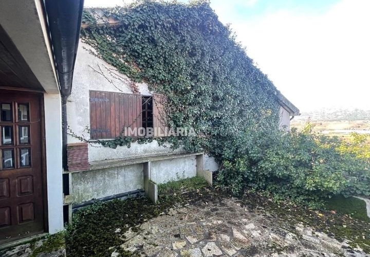 Villa a Vila Pouca de Aguiar, Vila Real, Vila Pouca de Aguiar - € 190.000 | Ref: 02025366 - foto 1