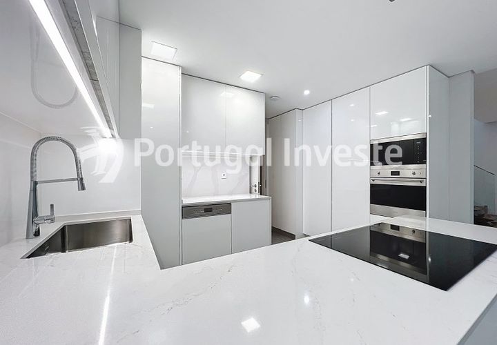 Lejlighed i Carcavelos, Lisbon, Carcavelos - € 1.180.000 | Ref: 0076-25 - foto 1