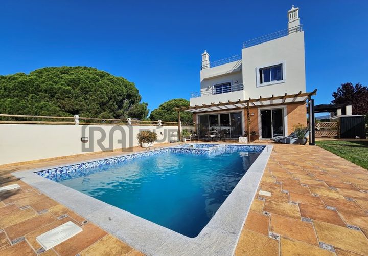Villa i Moncarapacho, Faro, Moncarapacho - € 745.000 | Ref: M05 - foto 1