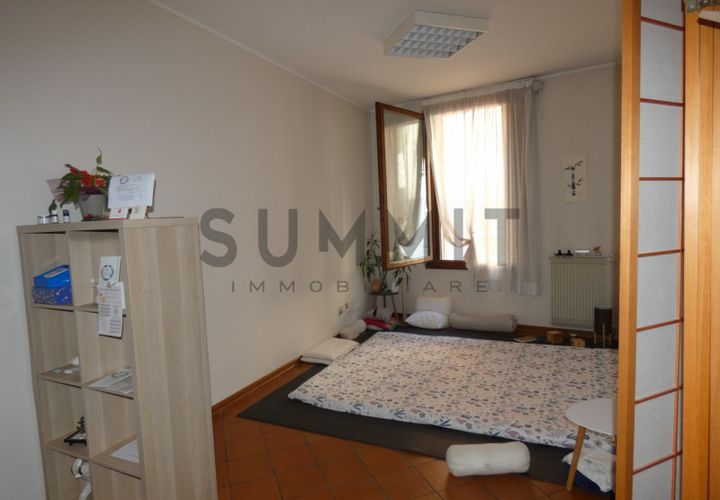 Erhvervsejendom i Schio, Vicenza, Schio - € 55.000 | Ref: DS4033 - foto 1