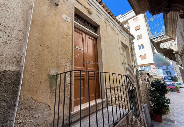Villa i Modica, Ragusa, Modica - € 90.000 | Ref: L 2079 - foto 1