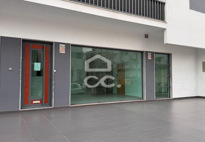 Erhvervsejendom i Odivelas, Lisbon, Odivelas - € 500.000 | Ref: 409/N/00005 - foto 1