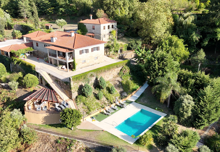 Landejendom i Cinfaes, Viseu, Cinfaes - € 1.100.000 | Ref: Q-2501 - foto 1