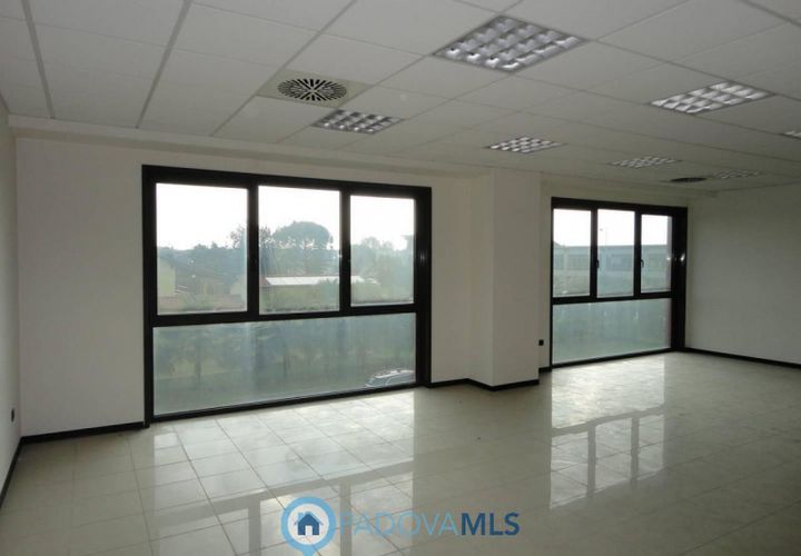 Erhvervsejendom i Vigonza, Padua, Vigonza - € 180.000 | Ref: M1946 - foto 1