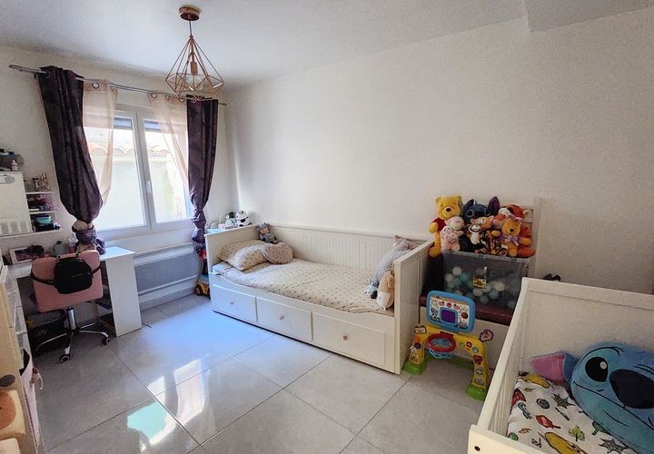 Dupleks i Auriol, Bouches-du-Rhone, Auriol - € 199 000 | Ref: 11798CC204 - foto 1