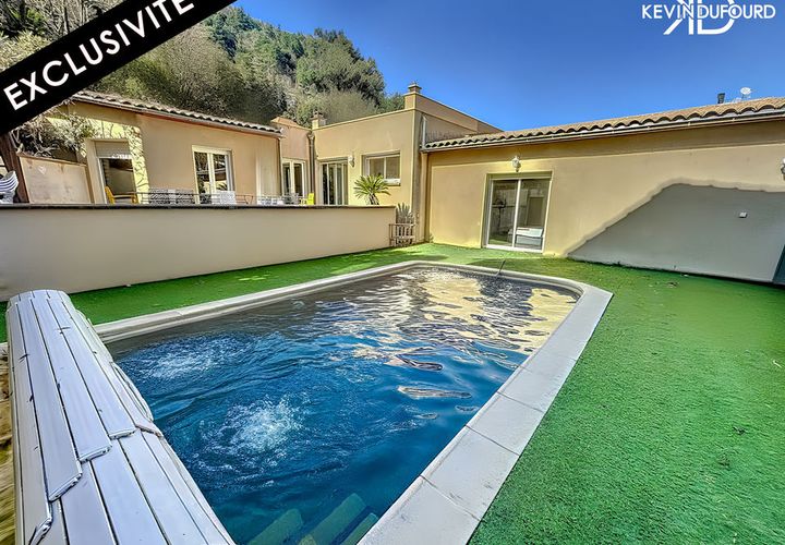 Byhus i Vals-les-Bains, Ardeche, Vals-les-Bains - € 330.000 | Ref: 1908-M-VALS12796 - foto 1