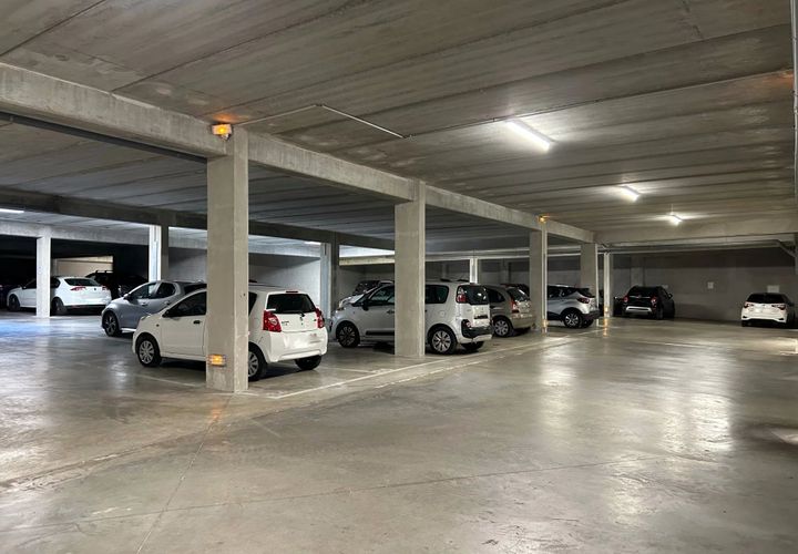 Garage i Montelimar, Drome, Montelimar - € 15.000 | Ref: 86342024 - foto 1
