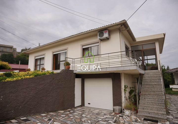 Villa a Vizela, Braga, Vizela - € 250.000 | Ref: MORADIA2SPAULO - foto 1