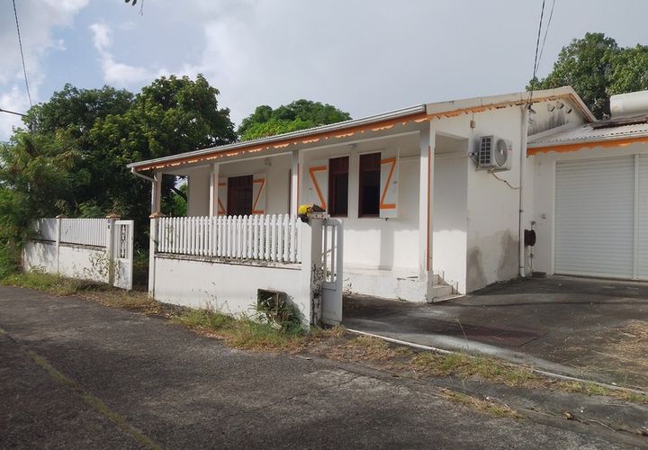 Villa a Basse-Terre, Guadeloupe, Basse-Terre - € 180.000 | Ref: 340936823729 - foto 1