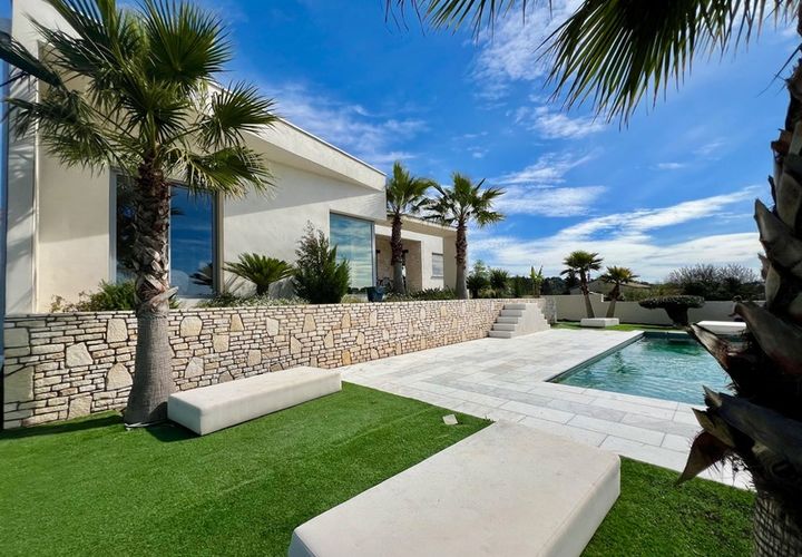 Villa a Ales, Gard, Ales - € 649.000 | Ref: 340935915275 - foto 1