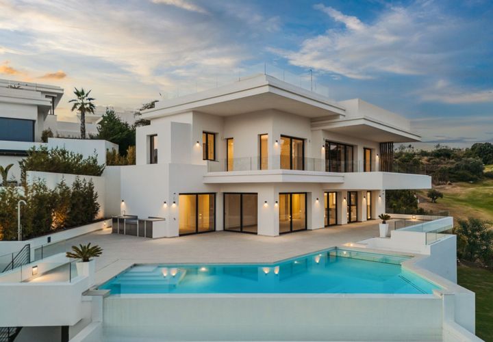Villa a Estepona, Malaga, Estepona - € 3.000.000 | Ref: MBC0030 - foto 1