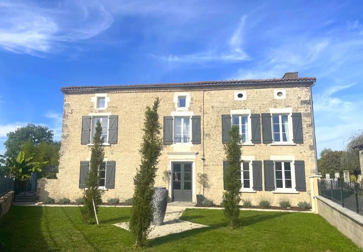 Landsbyhus i Villefagnan, Charente, Villefagnan - € 275.000 | Ref: BVI65714 - foto 1