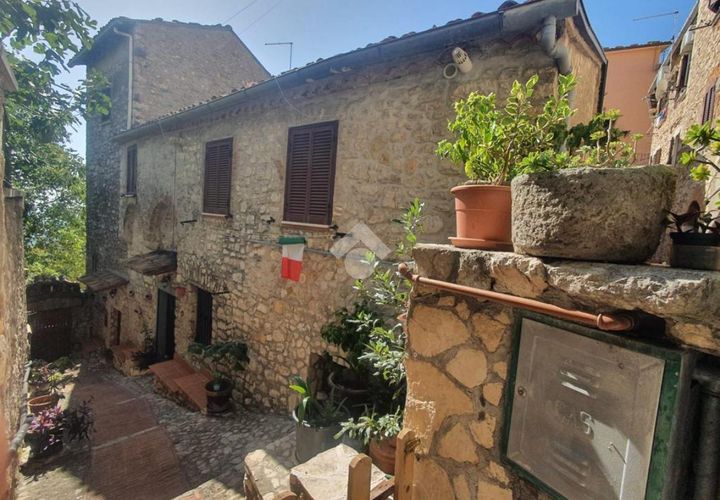 Villa i Veroli, Frosinone, Veroli - € 130.000 | Ref: es5554140 - foto 1