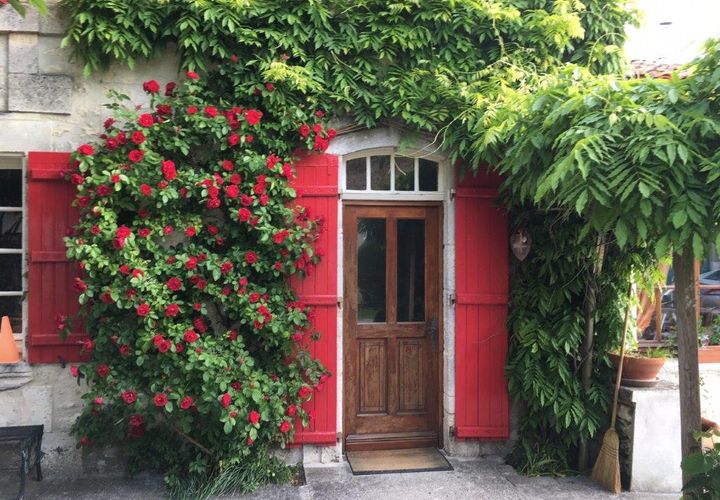 Villa i Poullignac, Charente, Poullignac - € 398.000 | Ref: es5554360 - foto 1