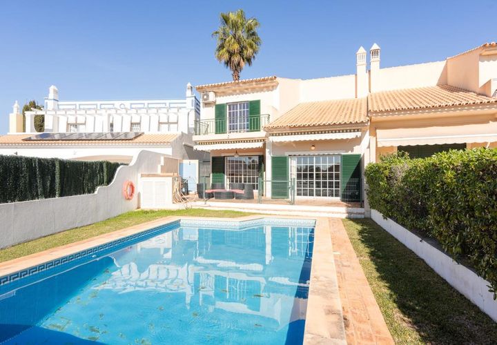 Villa a Vilamoura, Faro, Vilamoura - € 890.000 | Ref: es5553969 - foto 1