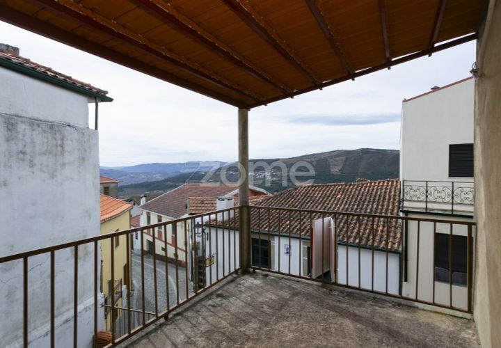 Villa i Sabrosa, Vila Real, Sabrosa - € 95 000 | Ref: ZMPT581370 - foto 1