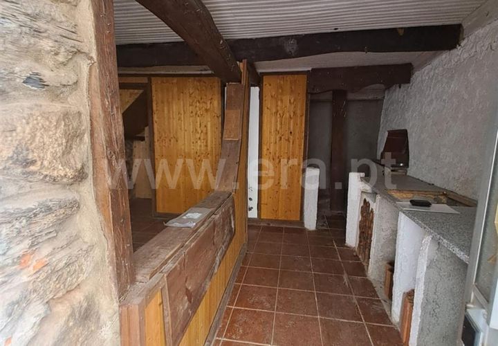 Villa i Covilha, Castelo Branco, Covilha - € 30.000 | Ref: 394250092 - foto 1