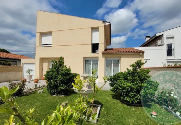 Villa a Pau, Pyrenees-Atlantiques, Pau - € 297.000 | Ref: SNM_602 - foto 1