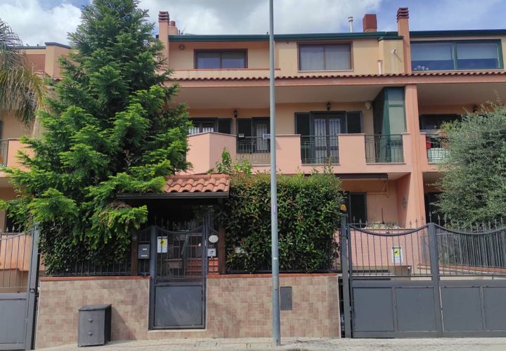 Rækkehus i Maddaloni, Caserta, Maddaloni - € 460.000 | Ref: 63 - foto 1
