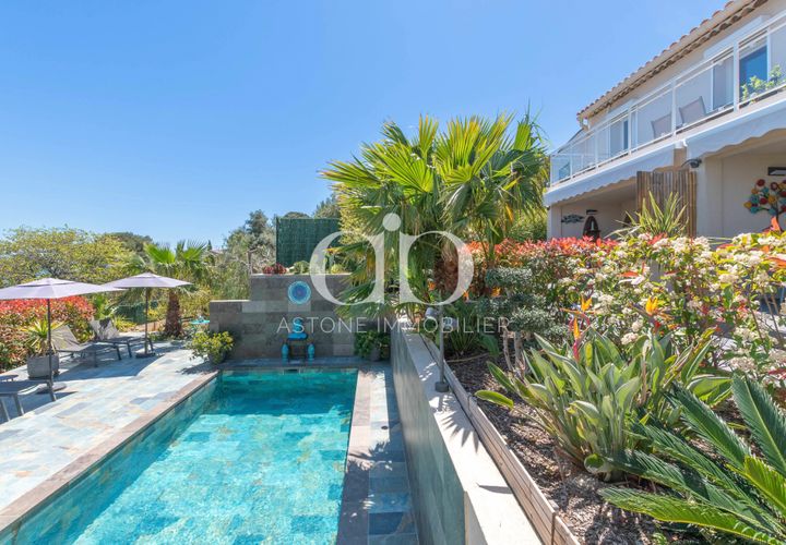 Villa i La Ciotat, Bouches-du-Rhone, La Ciotat - € 1.590.000 | Ref: VM 842 - foto 1