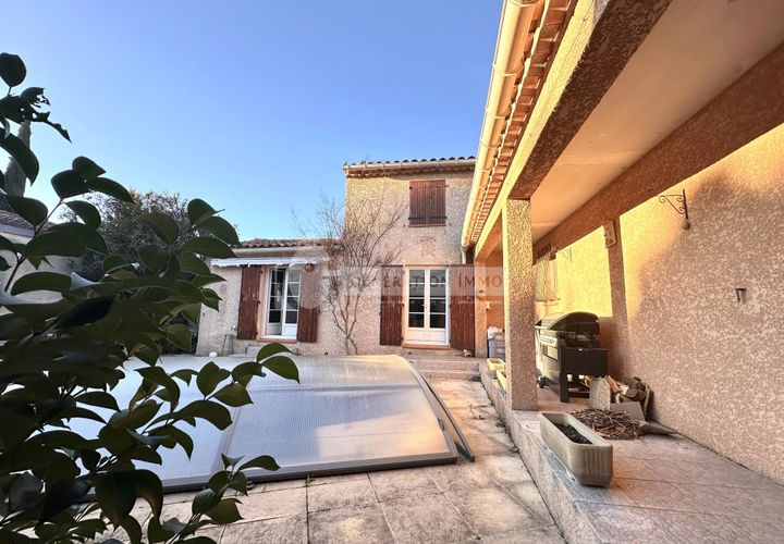 Villa i Fontvieille, Bouches-du-Rhone, Fontvieille - € 345.000 | Ref: 74 - foto 1