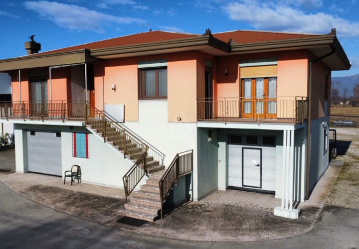 Villa a Castello di Godego, Treviso, Castello di Godego - € 680.000 | Ref: CV25019 - foto 1