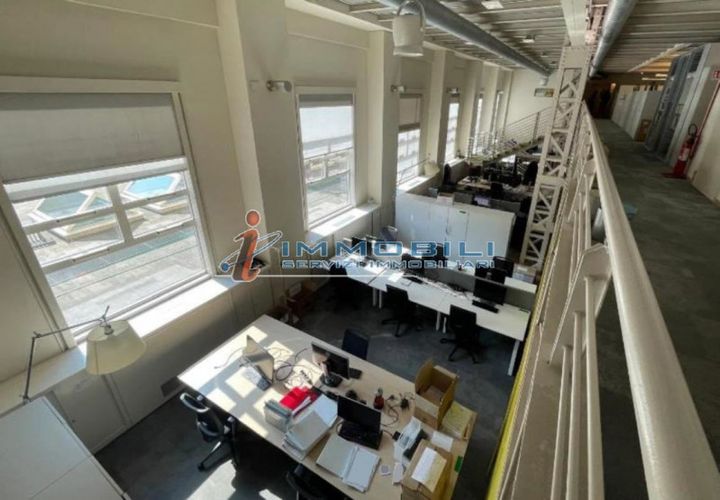Erhvervsejendom i Milan, Milan, Milan - € 56.666 | Ref: ULFV567 - foto 1