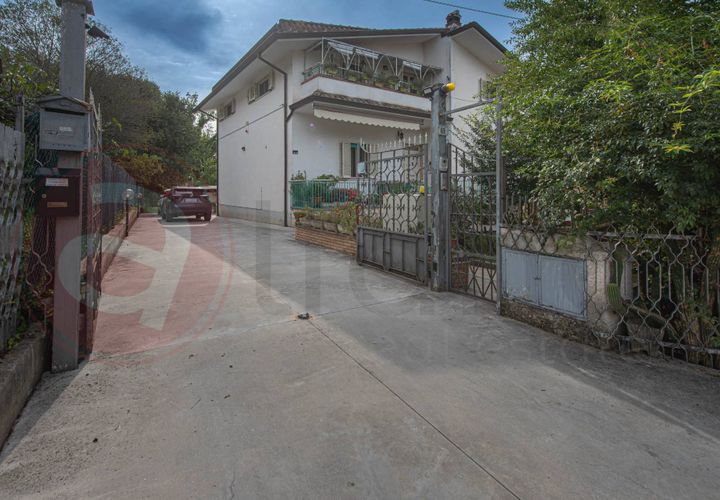 Villa - Castrocielo, Frosinone, Castrocielo - € 150 000 | Réf : AC99-149-1672 - photo 1