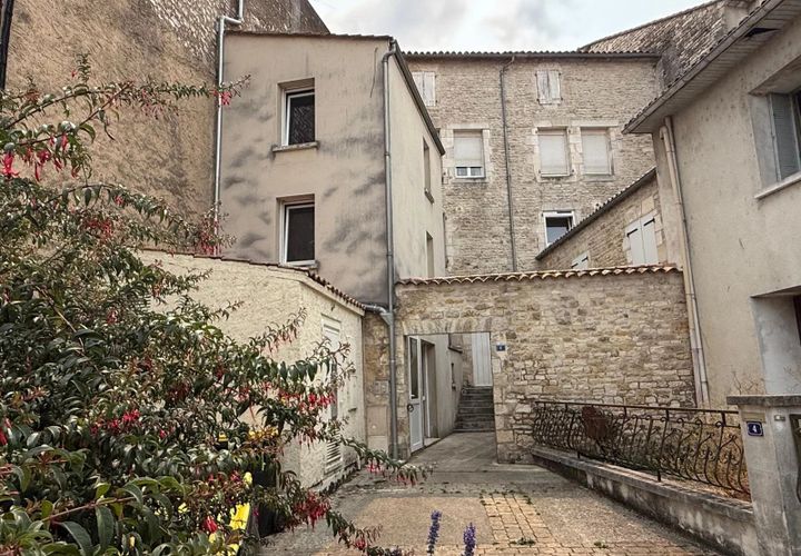 Villa i Mansle, Charente, Mansle - € 114.450 | Ref: BVI82670 - foto 1