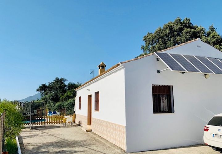 Landejendom i Iznajar, Cordoba, Iznajar - € 186.000 | Ref: ID1194 - foto 1